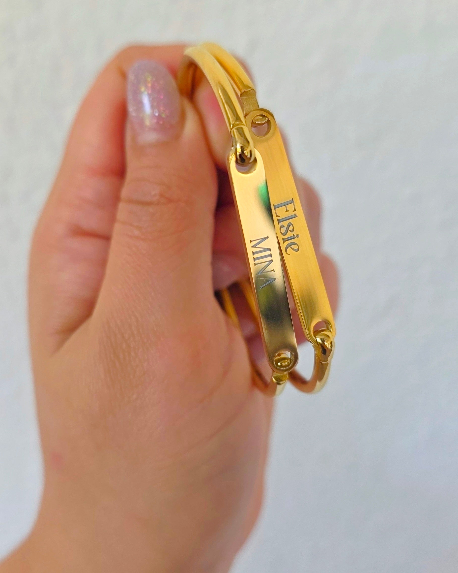 BRAZALETE DE ACERO PERSONALIZABLE.