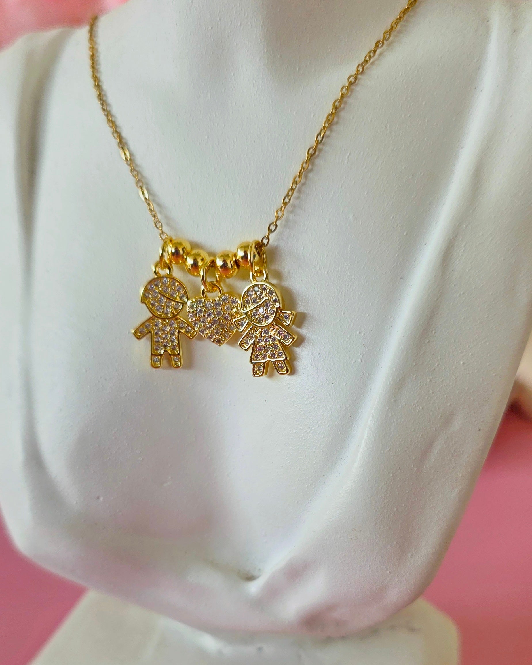 Collar niño niña  y corazón