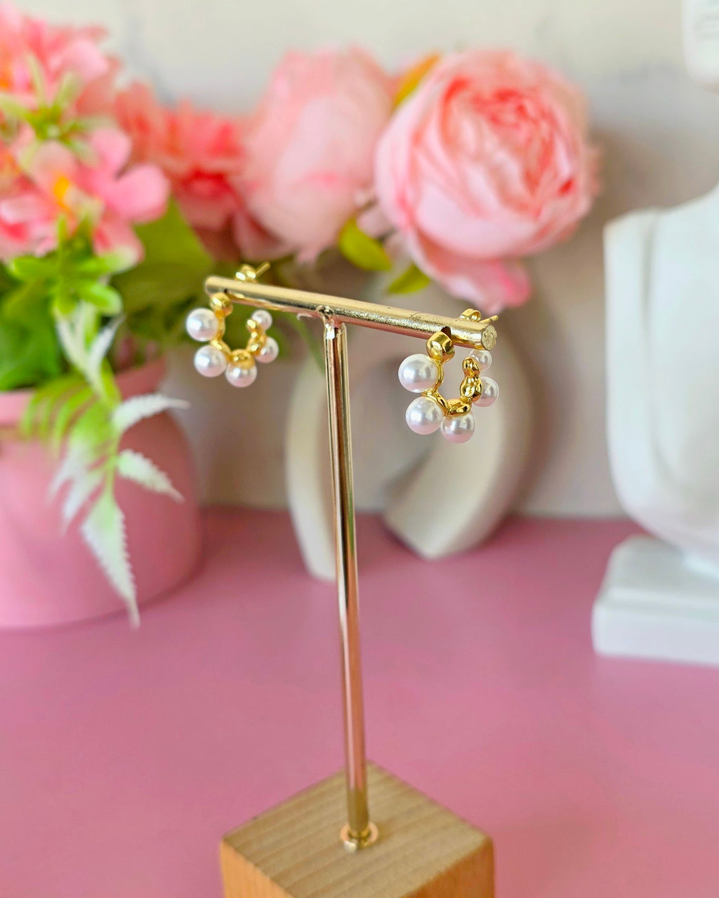 Aretes tipo C de perlas imitación