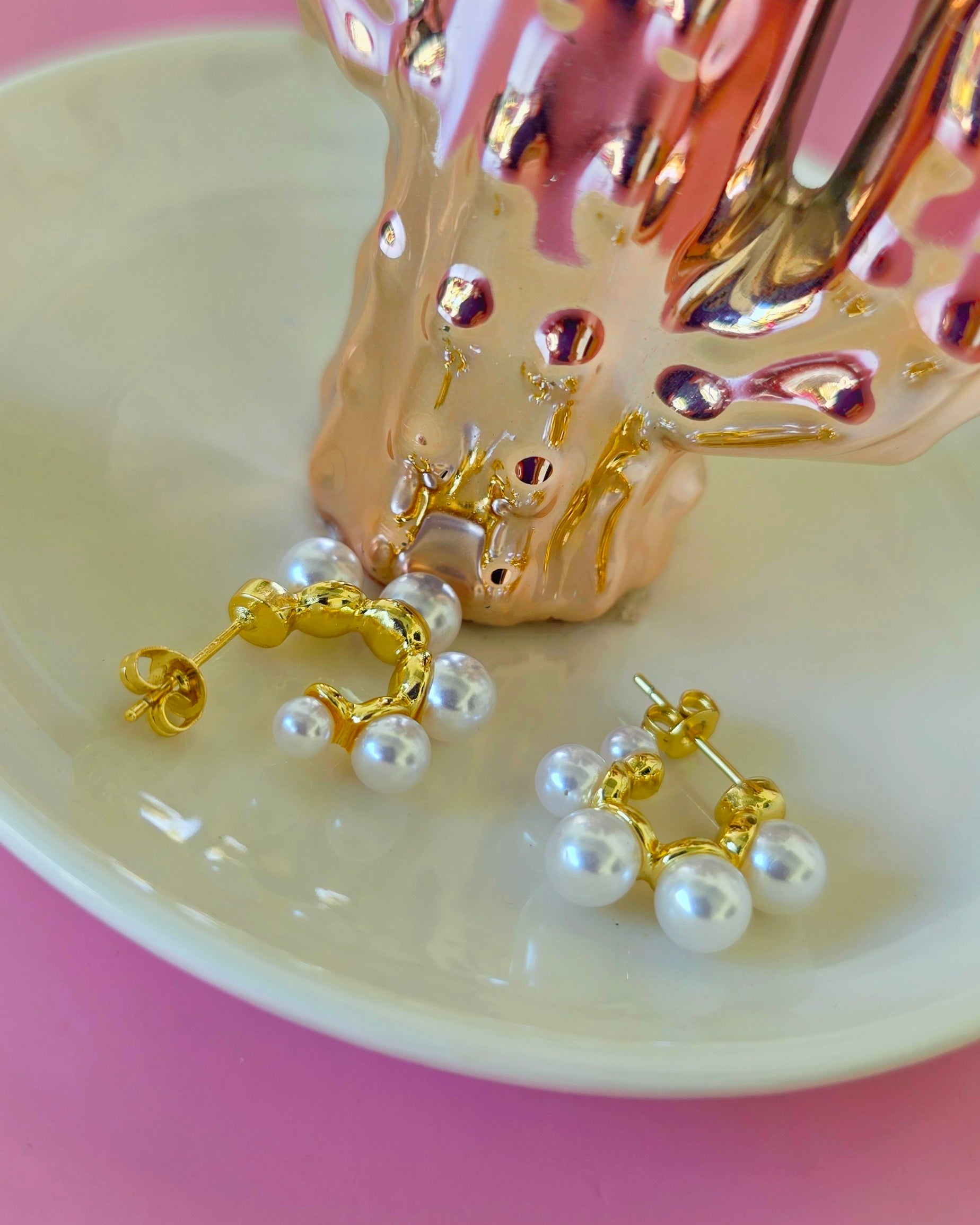 Aretes tipo C de perlas imitación