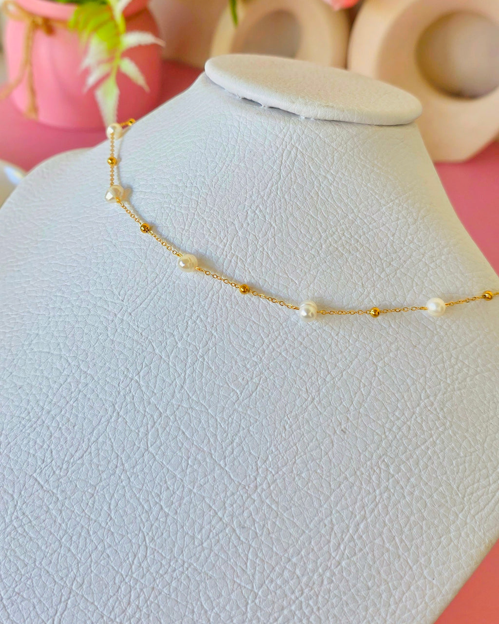 collar de perlas y balines