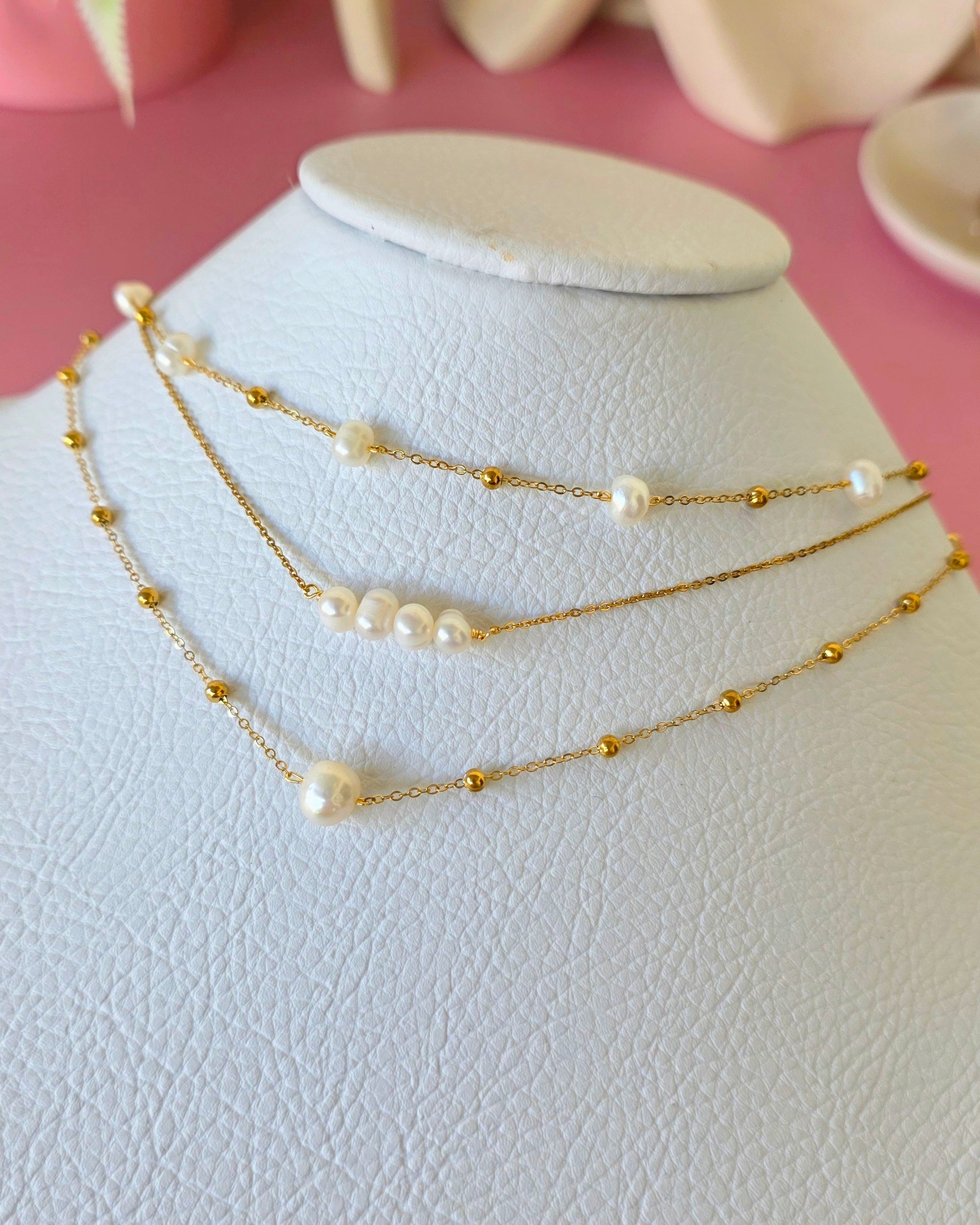 collar de perlas y balines