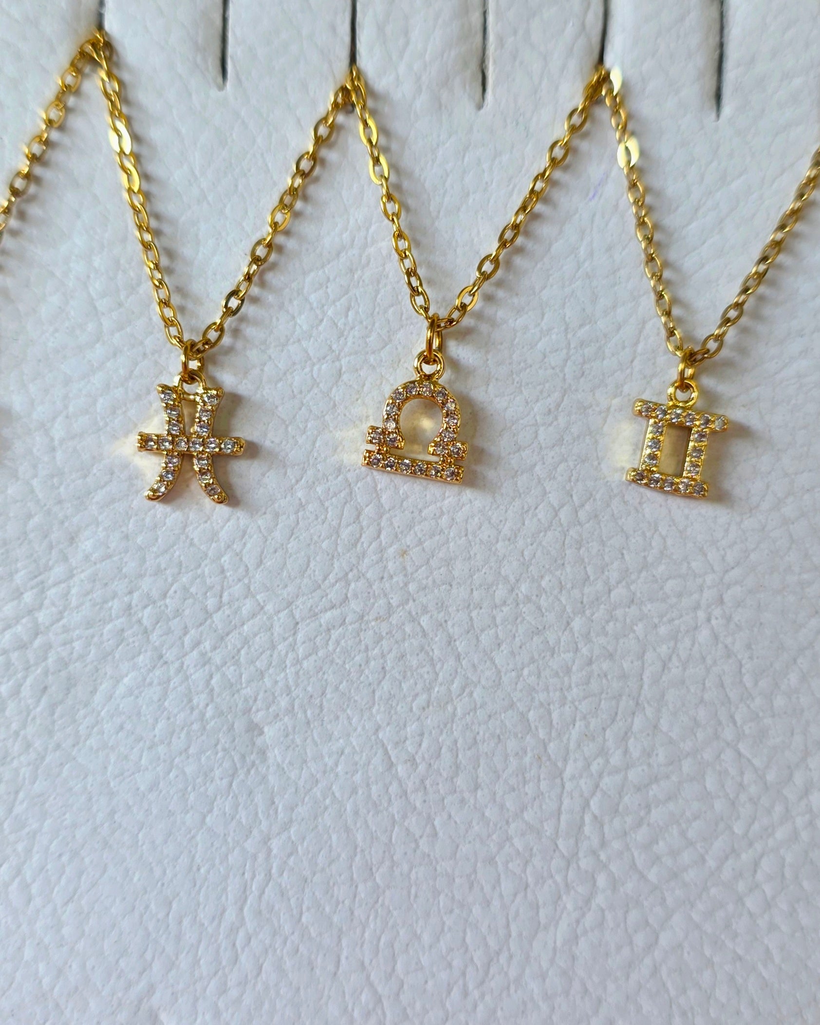 Collares signo zodiacal