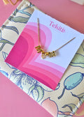 Collar con 2 iniciales lisas + corazón