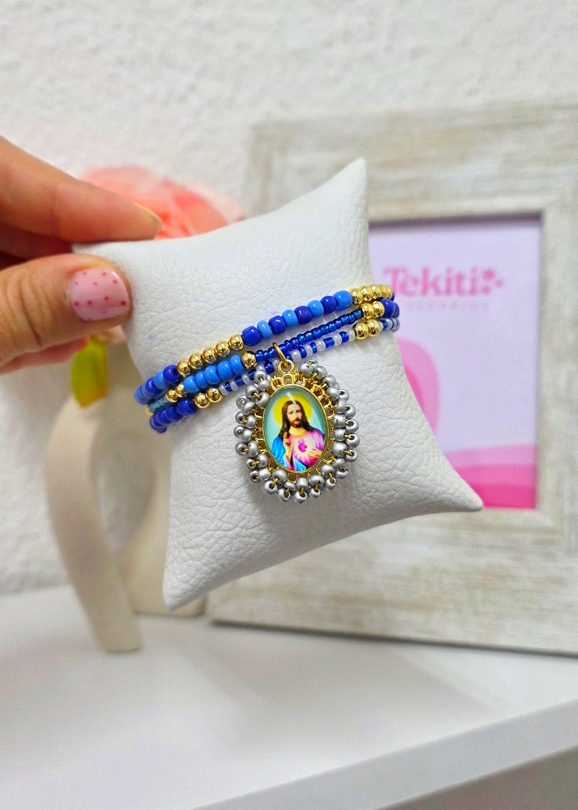 Set pulseras corazon de jesus azul