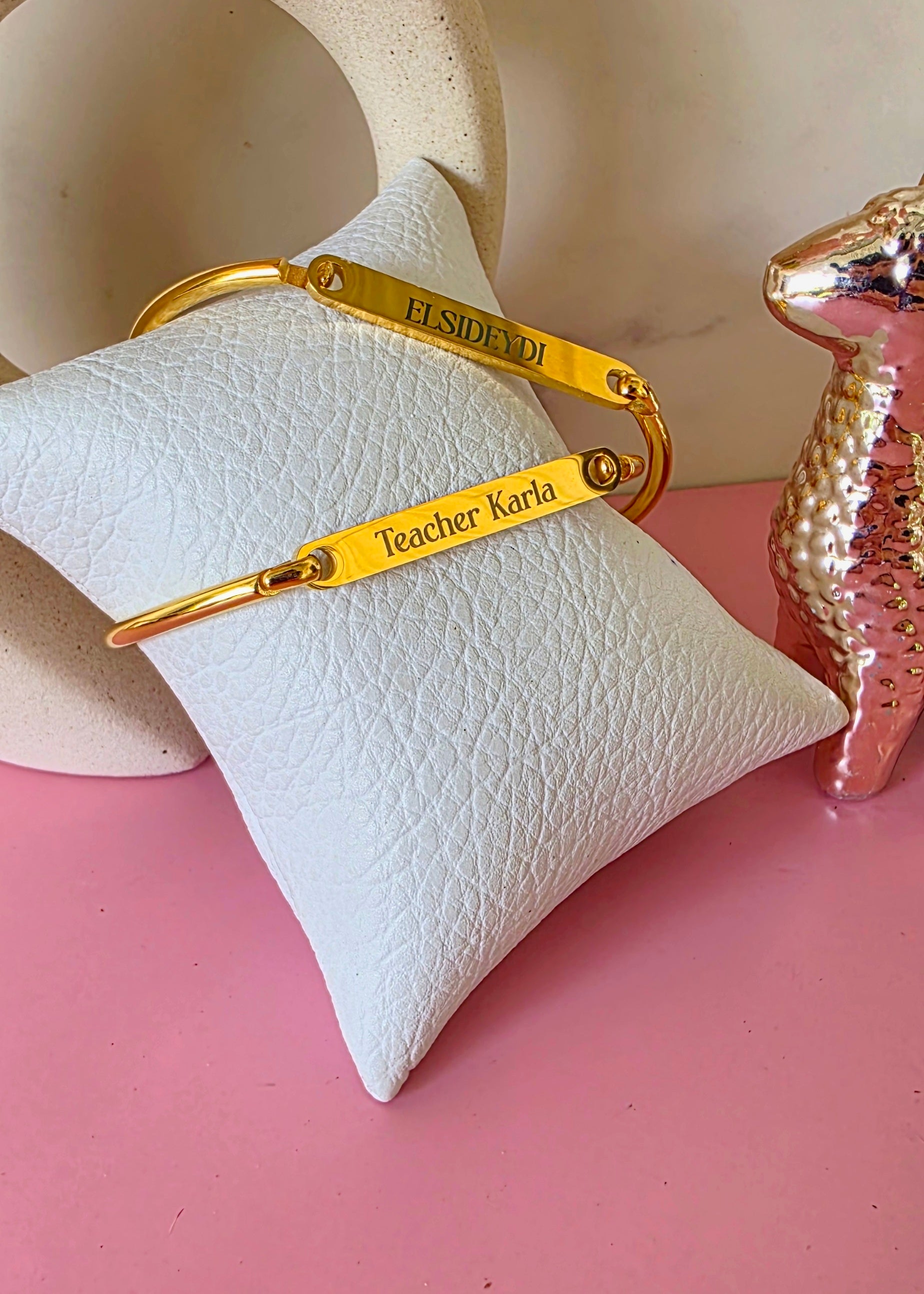 BRAZALETE DE ACERO PERSONALIZABLE.