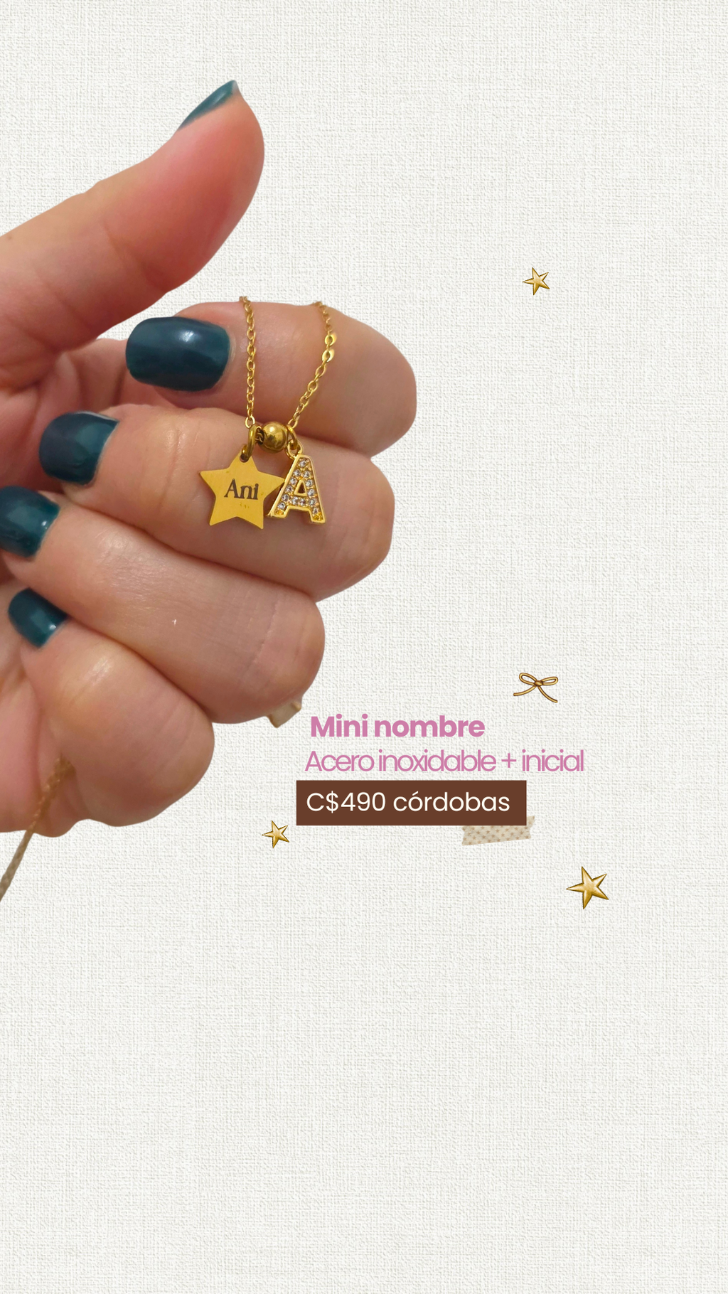 Collar de nombre en dije estrella