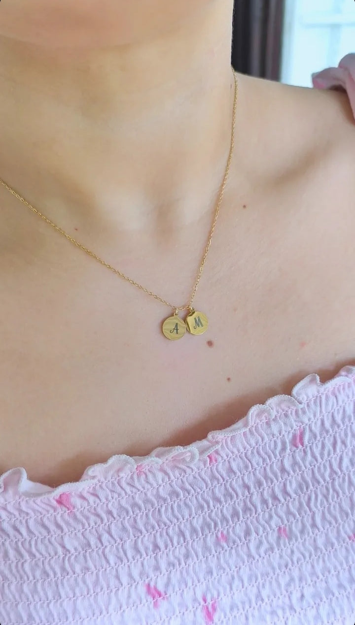 Collar doble medalla personalizables.
