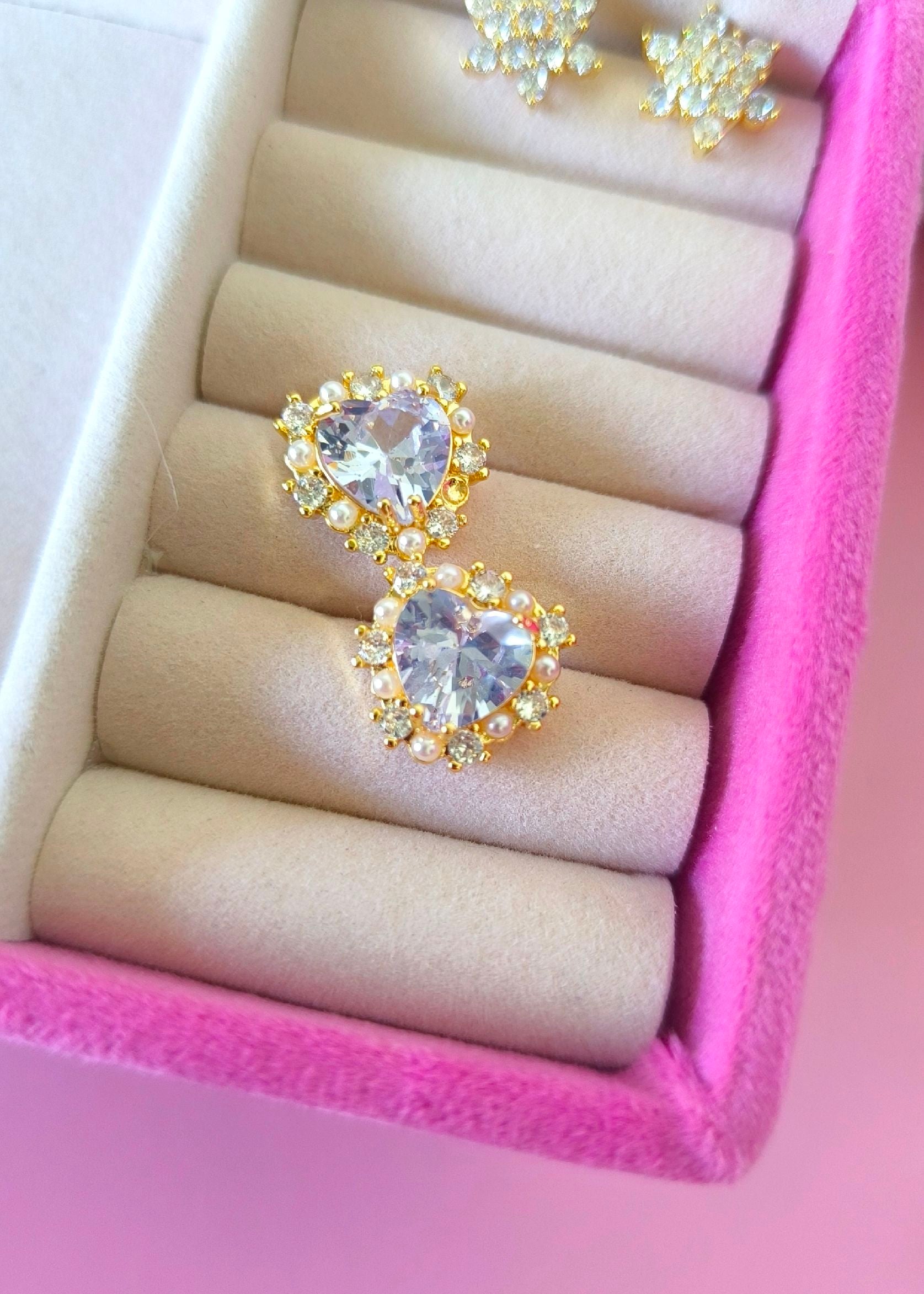 Aretes corazón con centro de cristal maxi y marco de mosaico