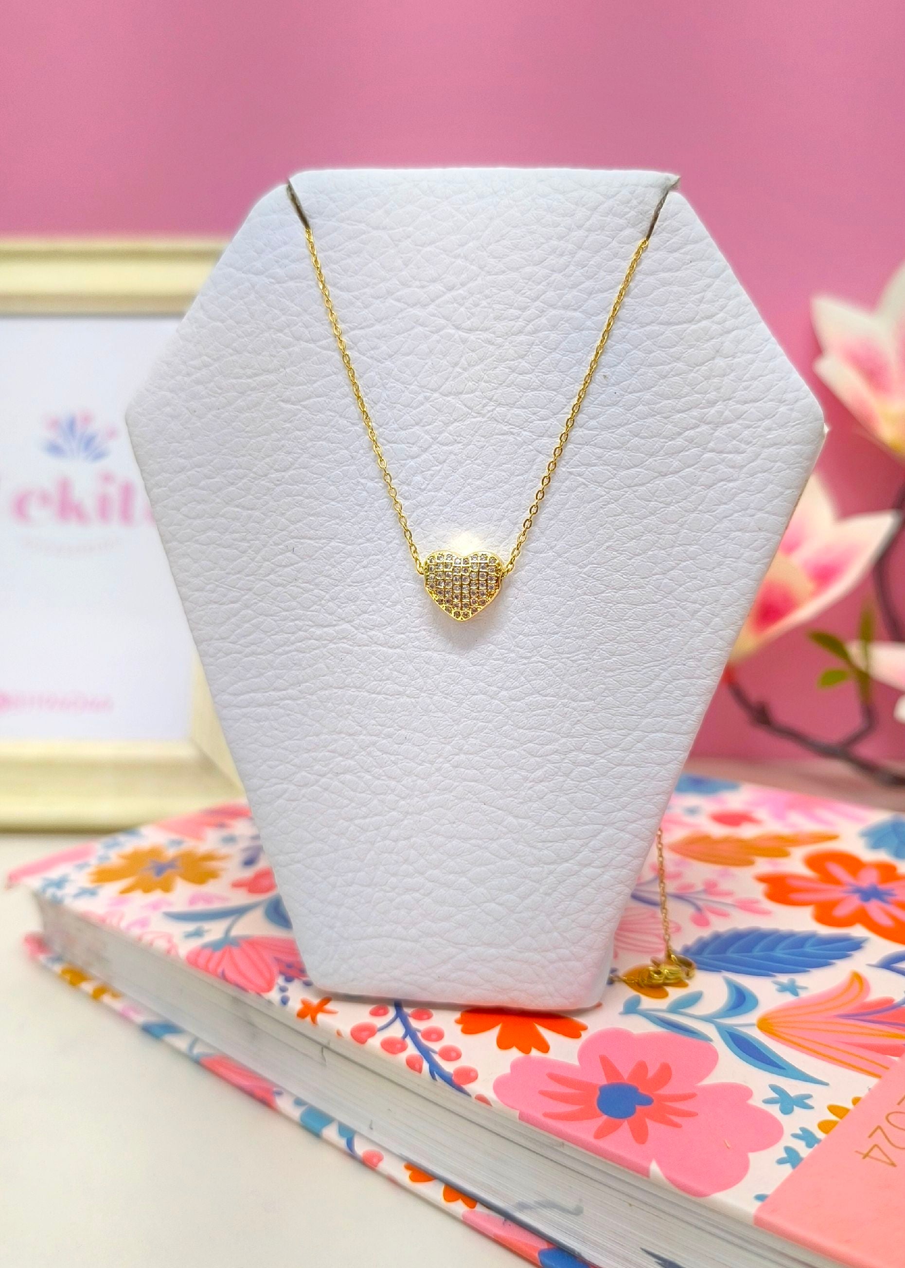 Collar corazón de 1cm con incrustación