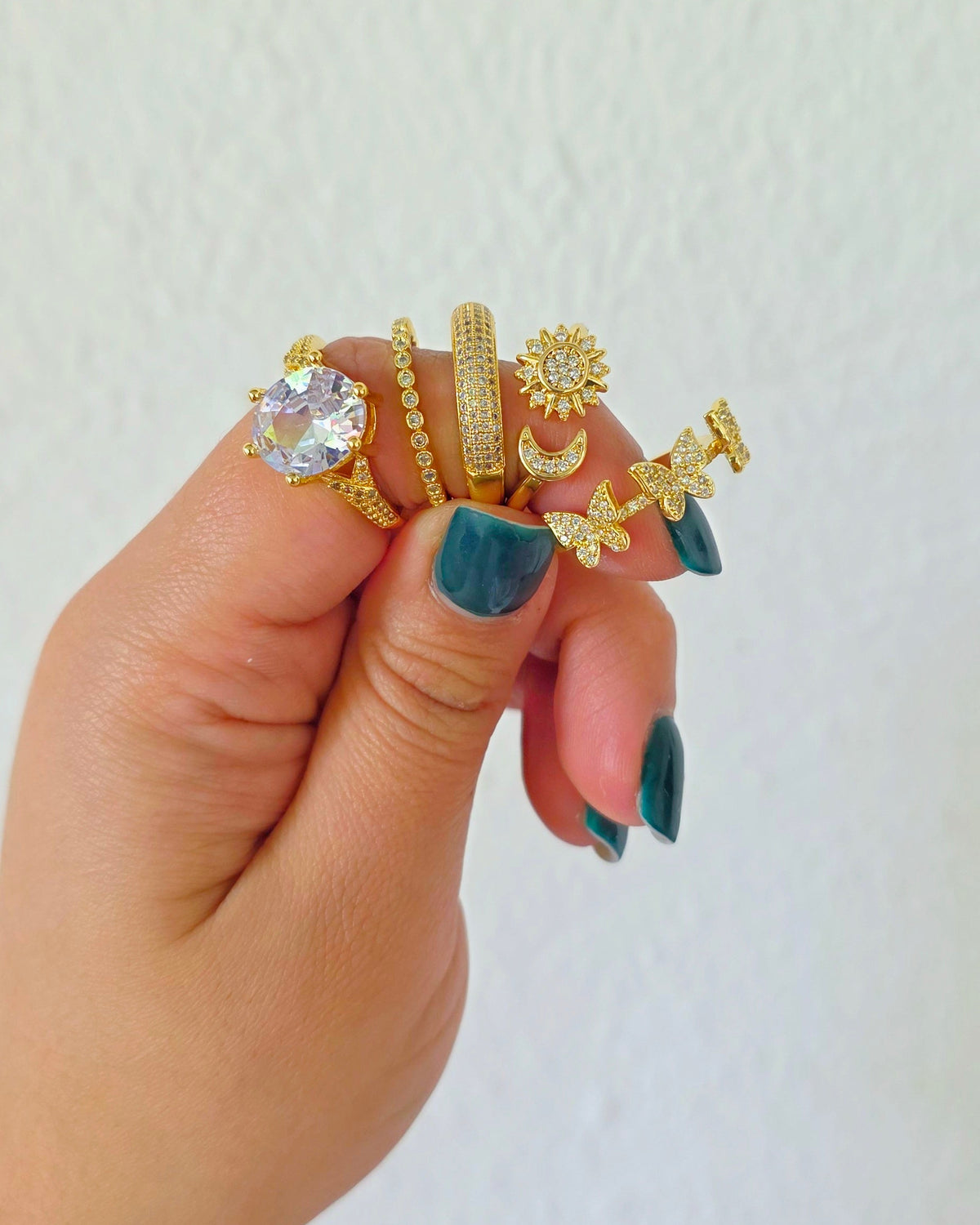 Anillo mini domo incrustado