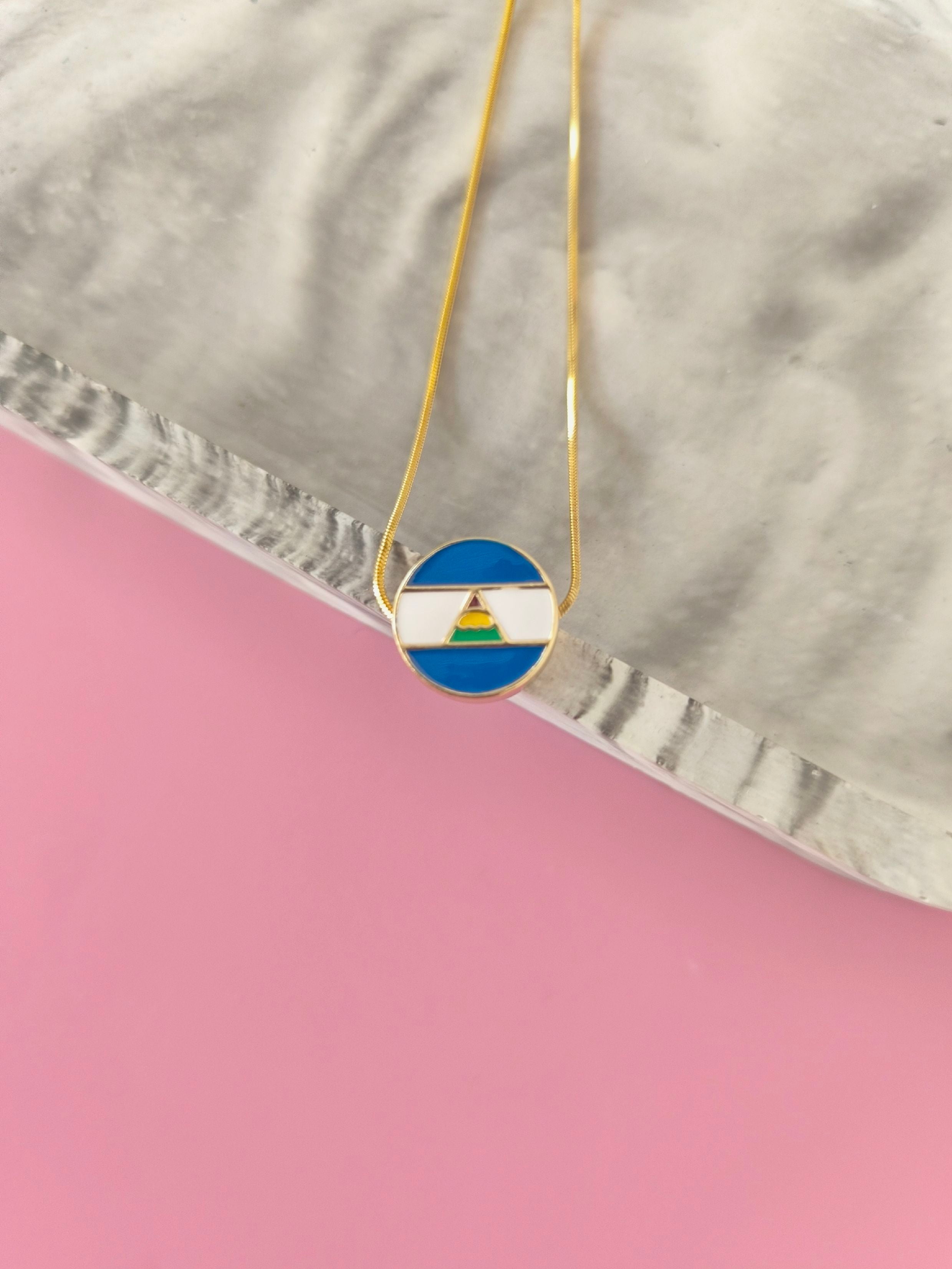 COLLAR DE CADENA LISA CON DIJEDE CHARM REDONDO SEPARADOR