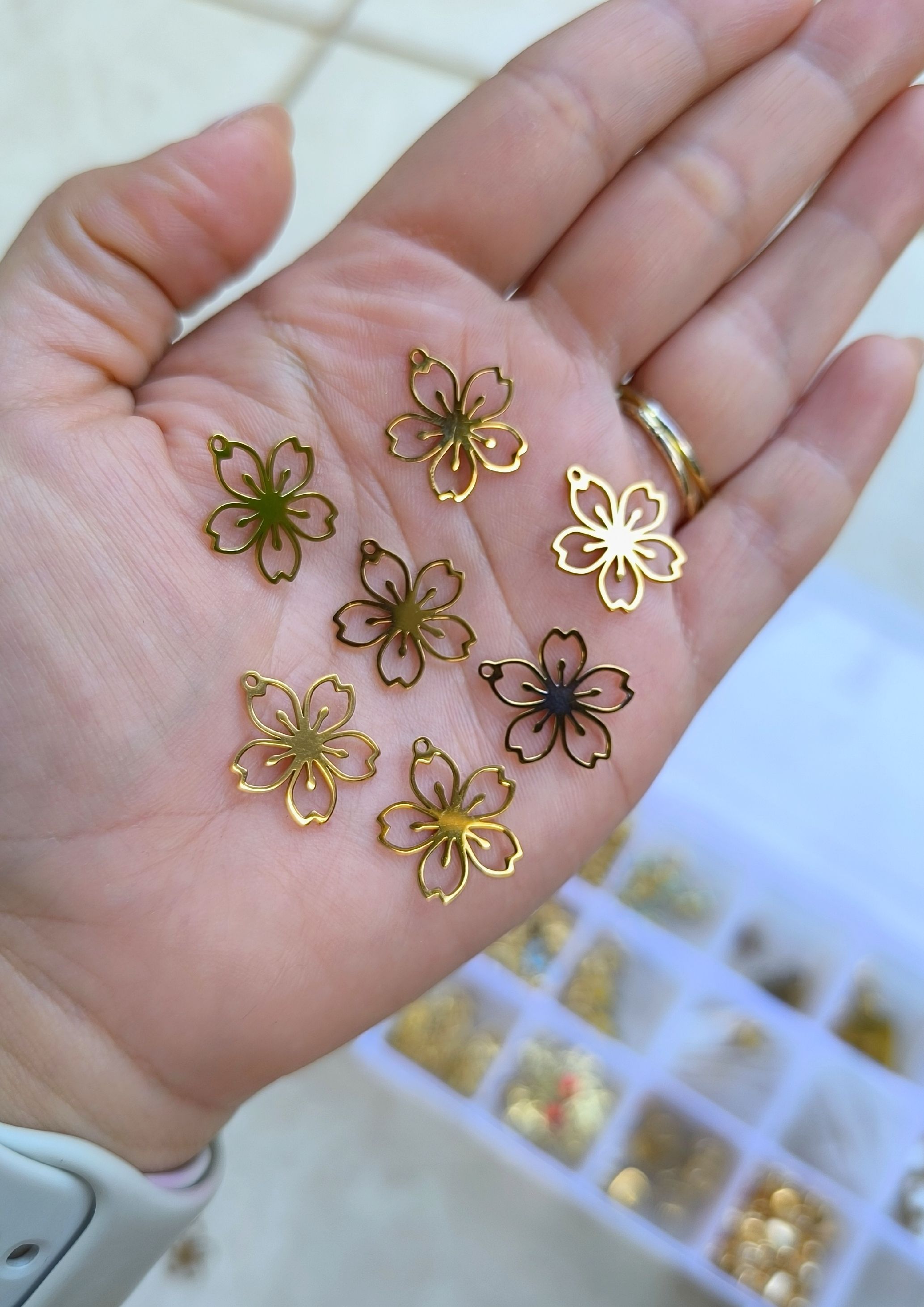 CHARMS de flor