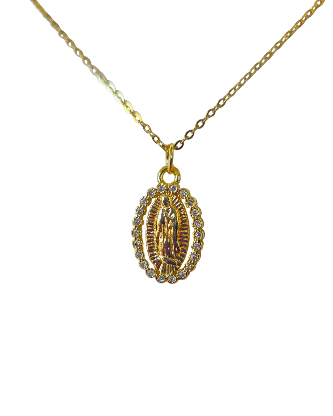 Collar virgen de Guadalupe ovalada con zirconias de marco pequeñas