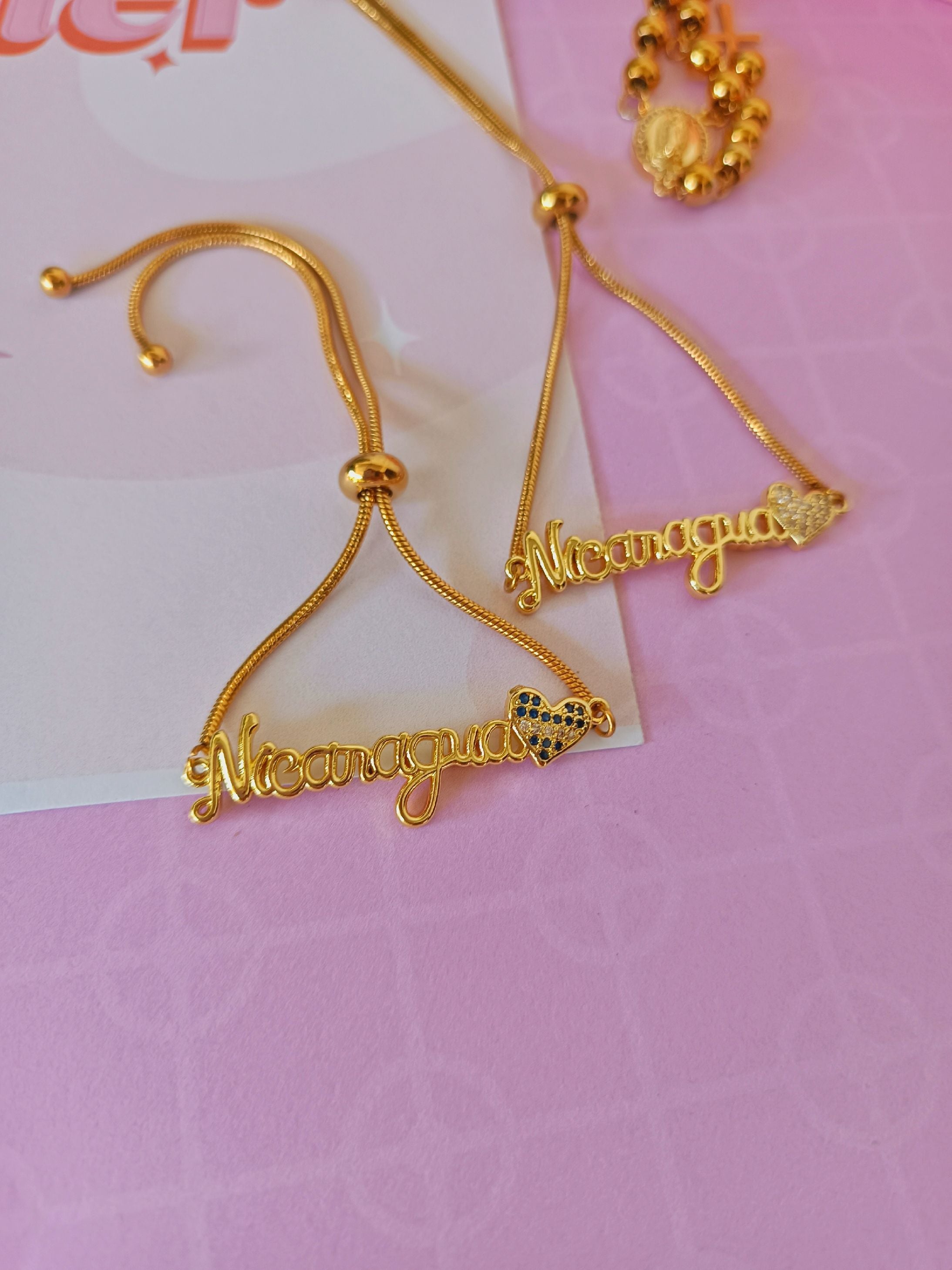 pulsera ajustable de cuerda de acero con "Nicaragua ♥️"