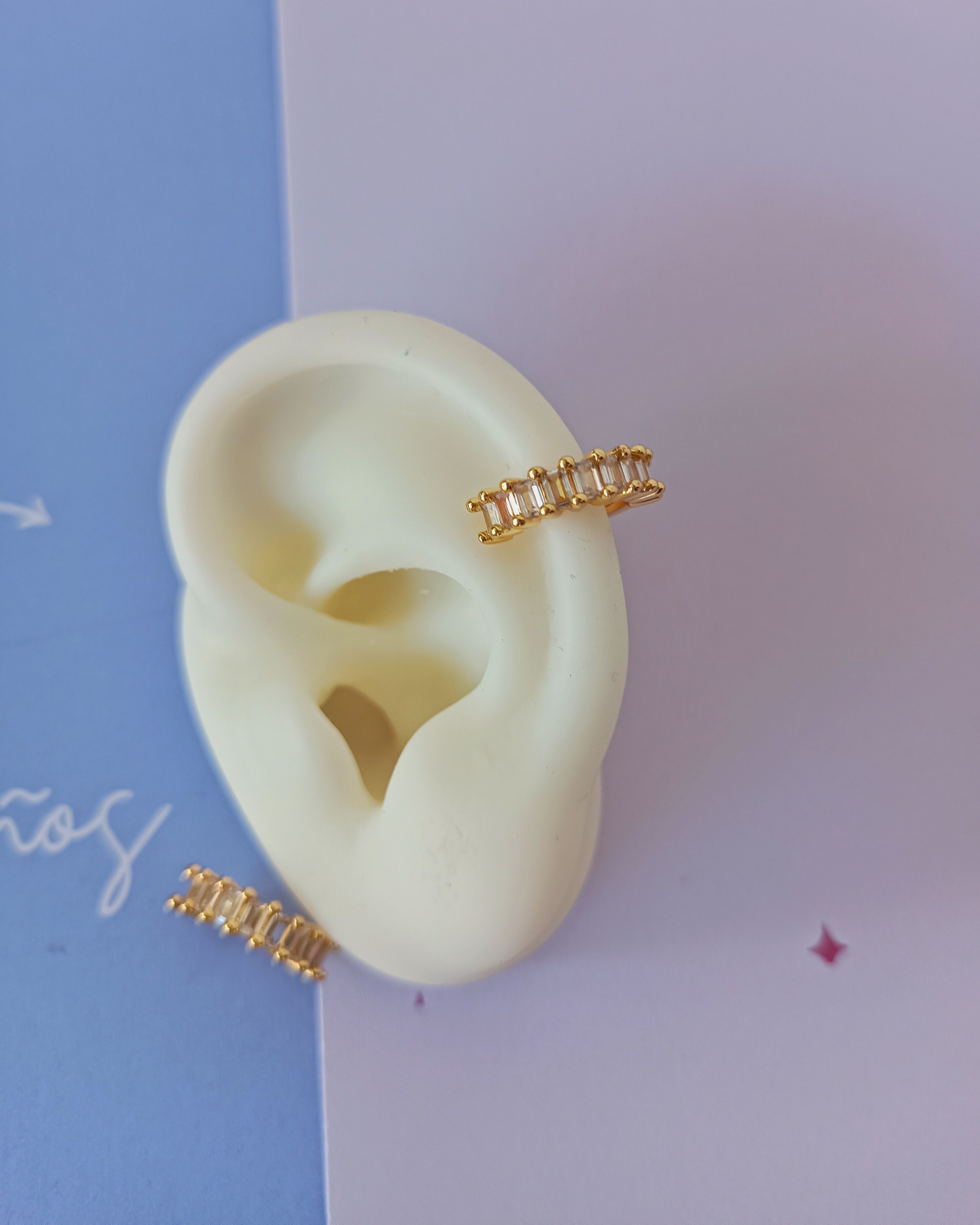 earcuff de cristales verticales
SKU : AR618