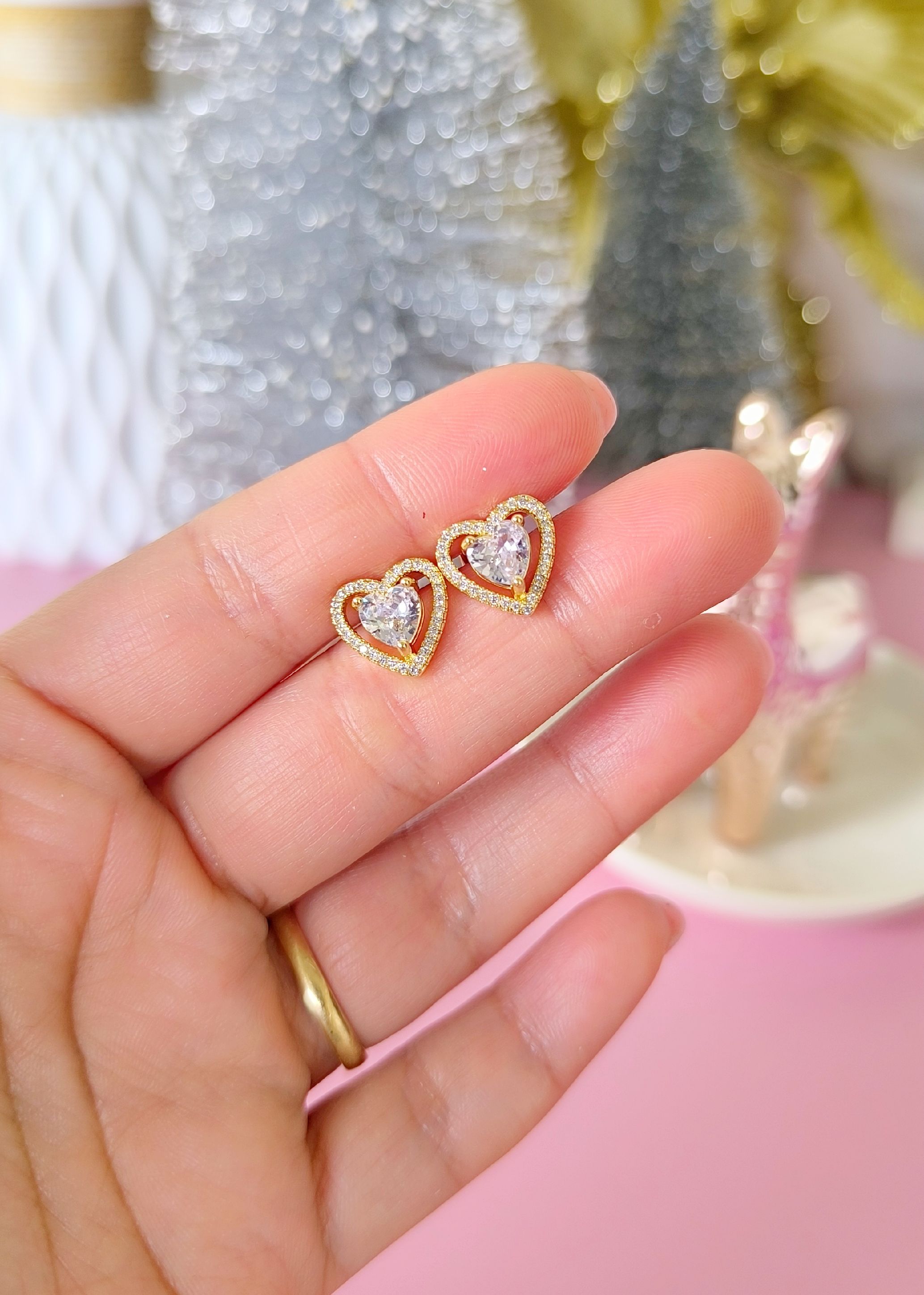 ARETE MARCO DE CORAZON CON CORAZON DE ZIRCONIA EN TAMAÑO MEDIANO